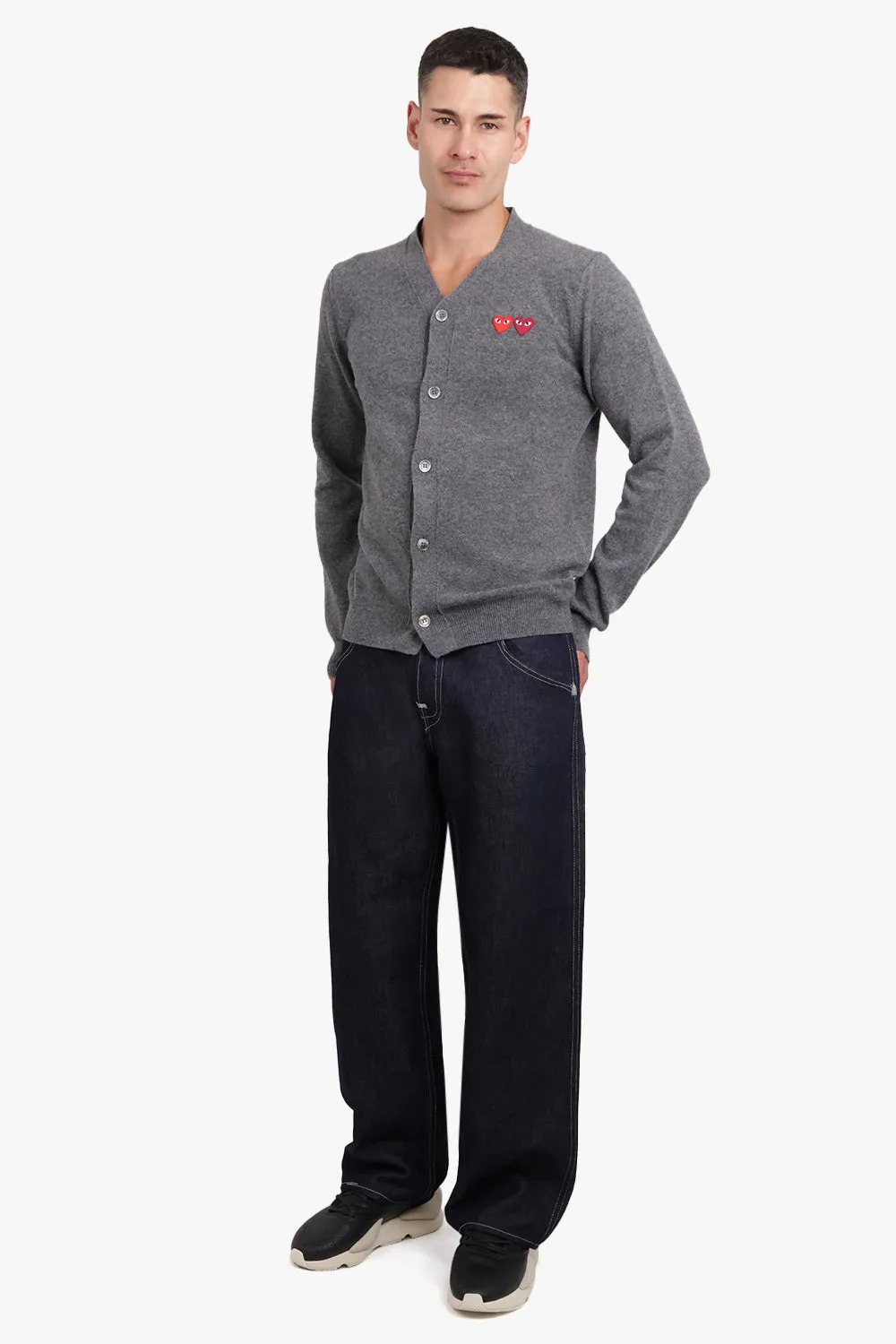 PLAY MENS V-NECK DOUBLE HEART CARDIGAN | GREY/RED HEARTS